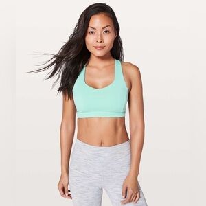Lululemon Free To Be Serene Bra *C/D cup ☘️